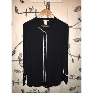 H&M Long Sleeve 100% Polyester Blouse